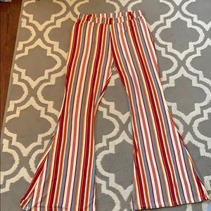 Flare out stretchy leggings